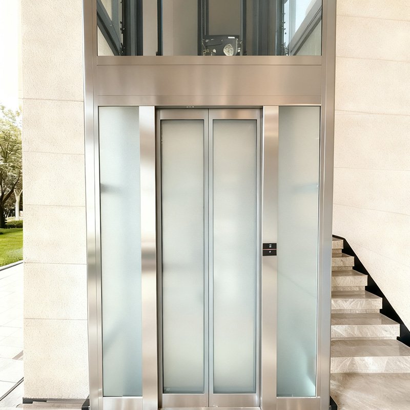 Home outdoor passenger elevators