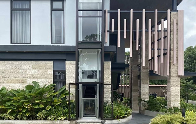 Outdoor Wheelchair Elevators