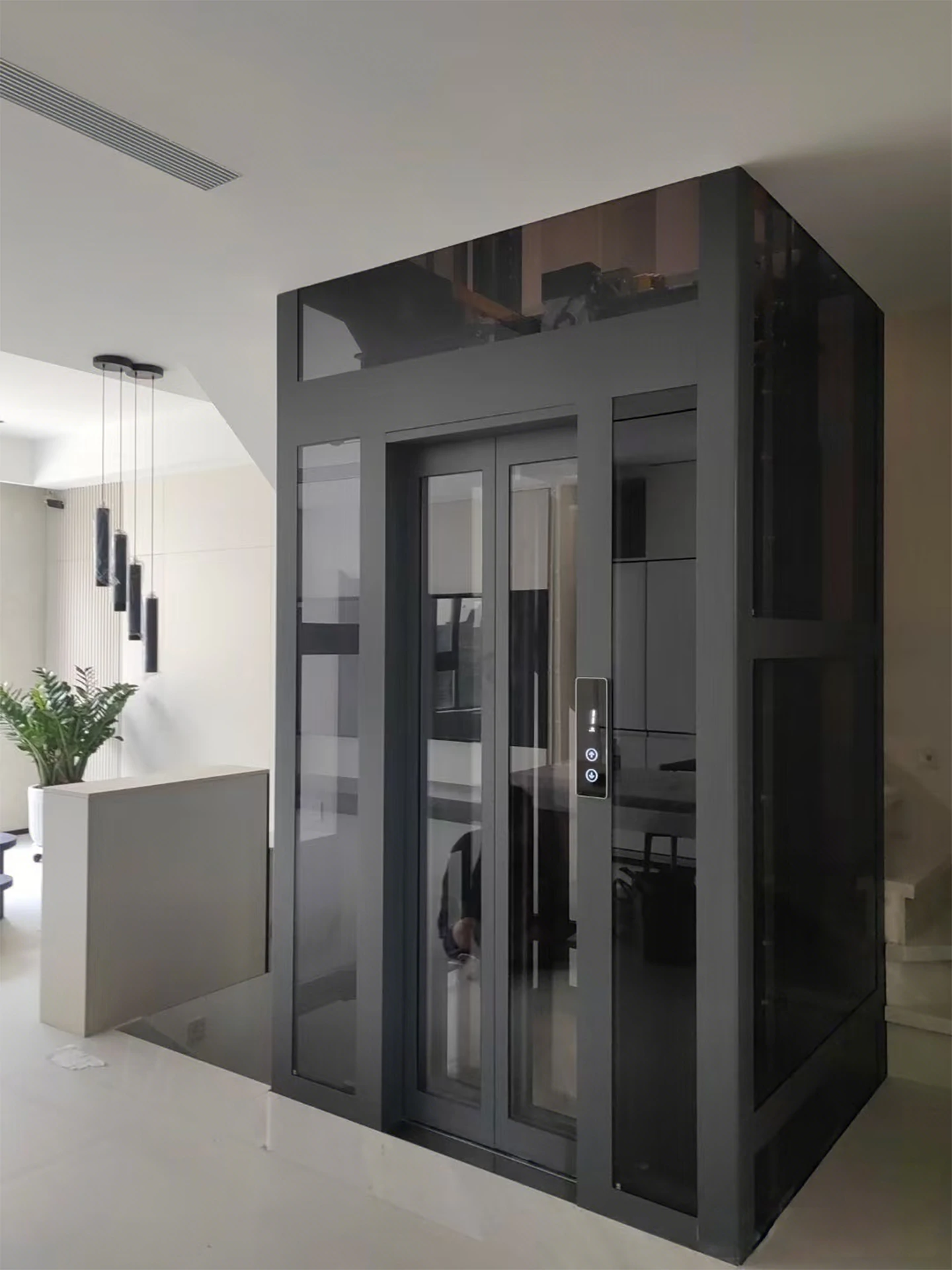 case- 6 person passenger elevato