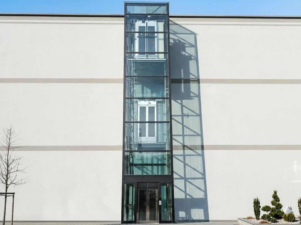 Supports Indoor and Outdoor Installation