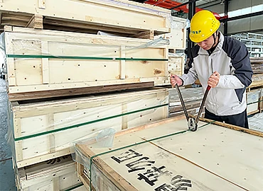 wooden crate packing