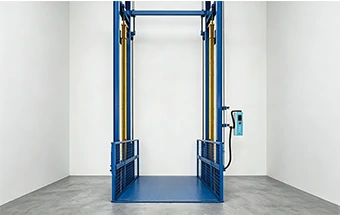Anterlift--Cargo Lift