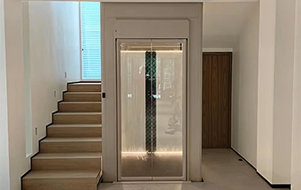 Anterlift--Shaftless Home Elevator